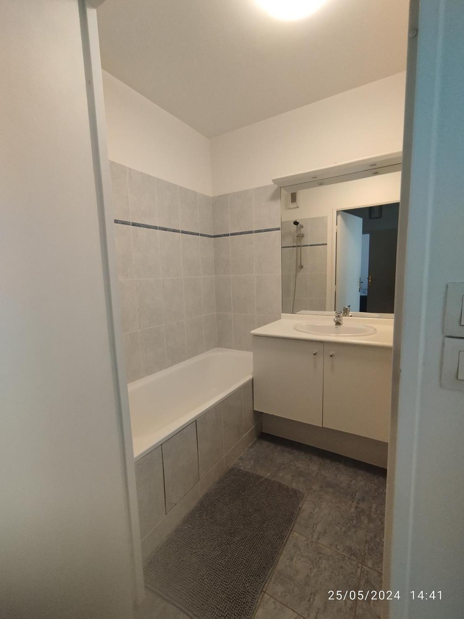 Appartement A Proximite De Disney De Val D Europe Montevrain Exterior photo
